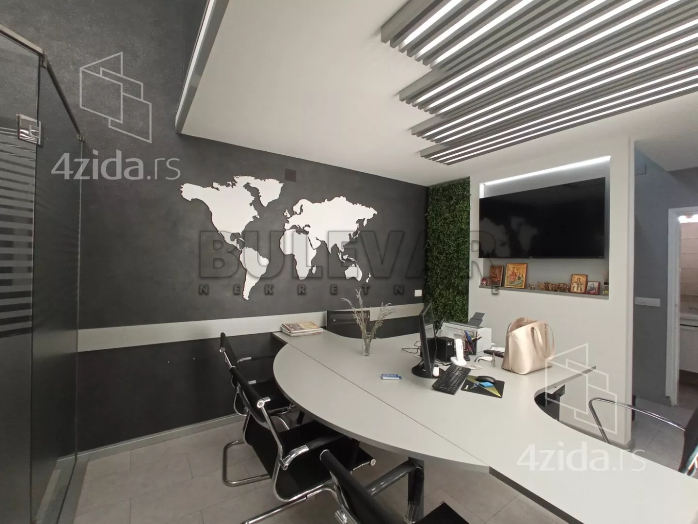 Lokal | 4zida
