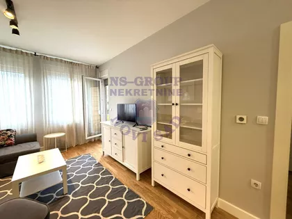 Socijalno | 4zida.rs