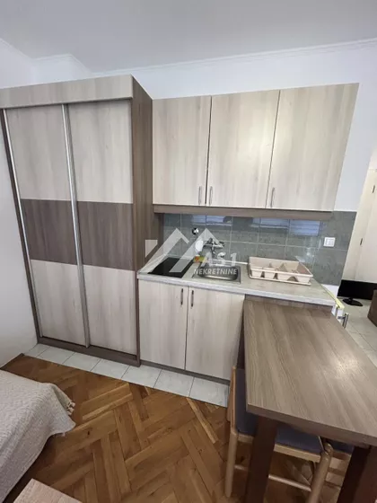 Hadži Ruvimova | 4zida.rs