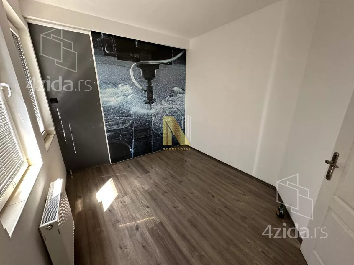 Hala | 4zida