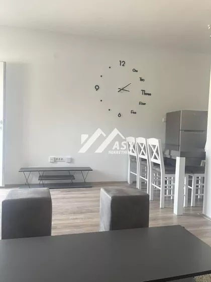 Jadranke Stojaković | 4zida.rs