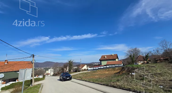 Građevinsko zemljište | 4zida