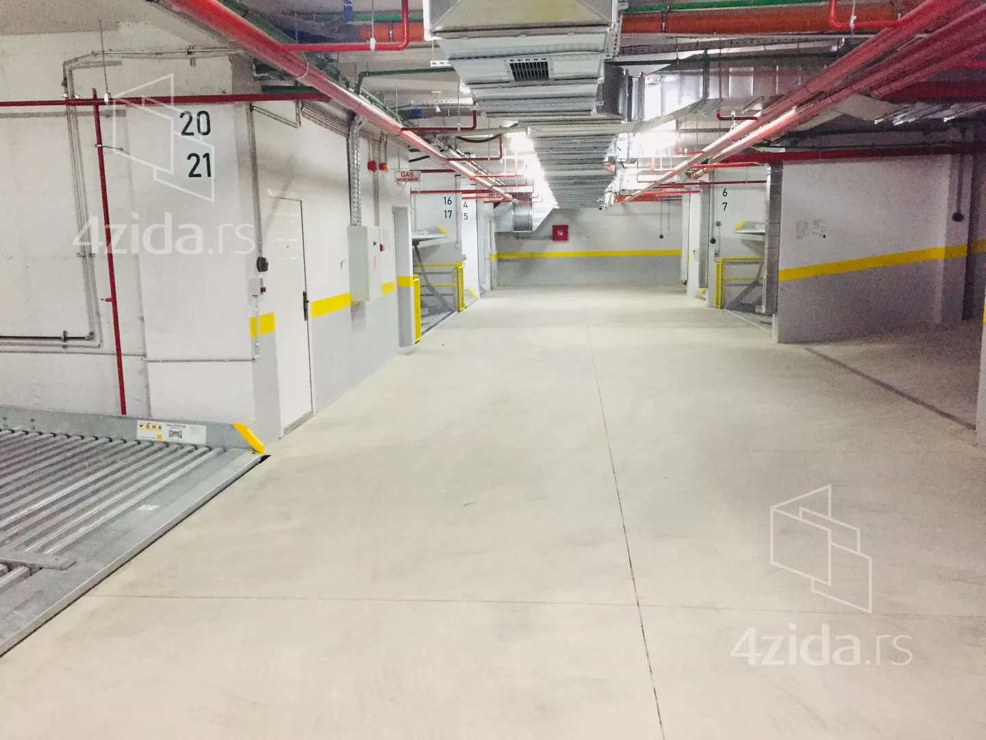 Garaža | 4zida