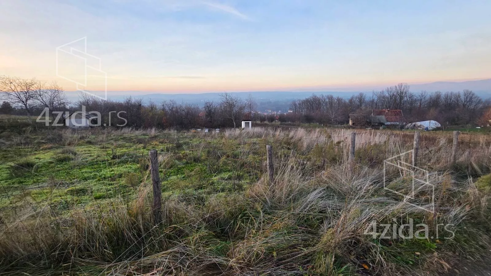Građevinsko zemljište | 4zida