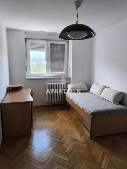 Pariske komune | 4zida.rs