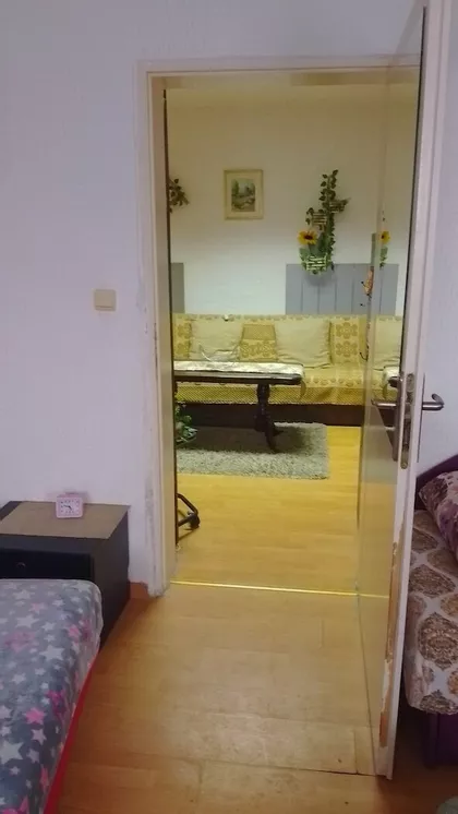 Autokomanda | 4zida.rs