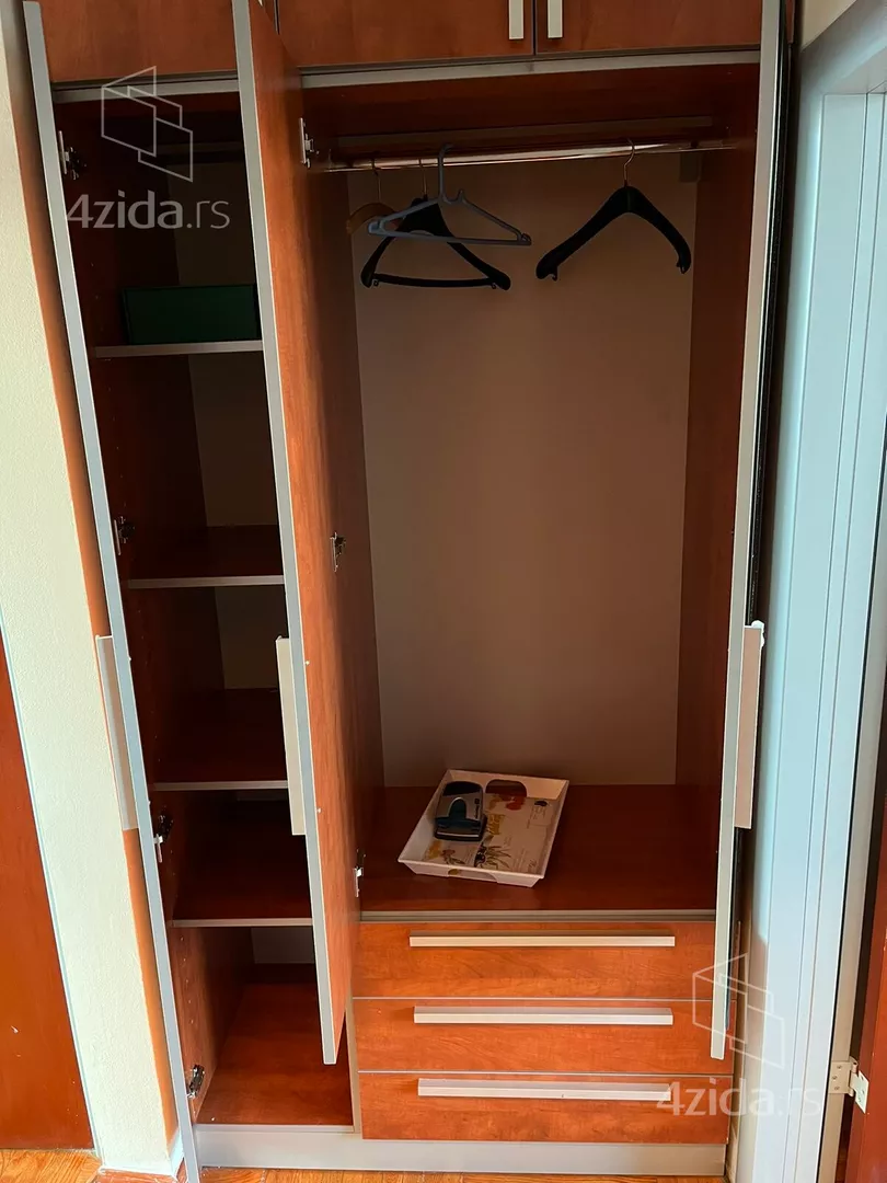 Kancelarija | 4zida