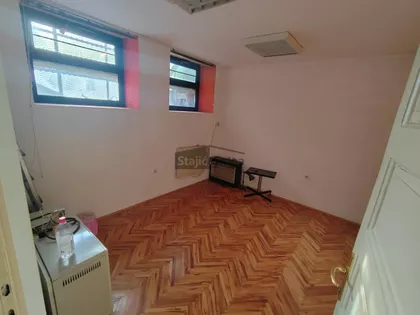 Dečanska | 4zida.rs