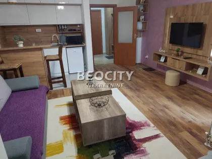 Bulevar Cara Lazara | 4zida.rs