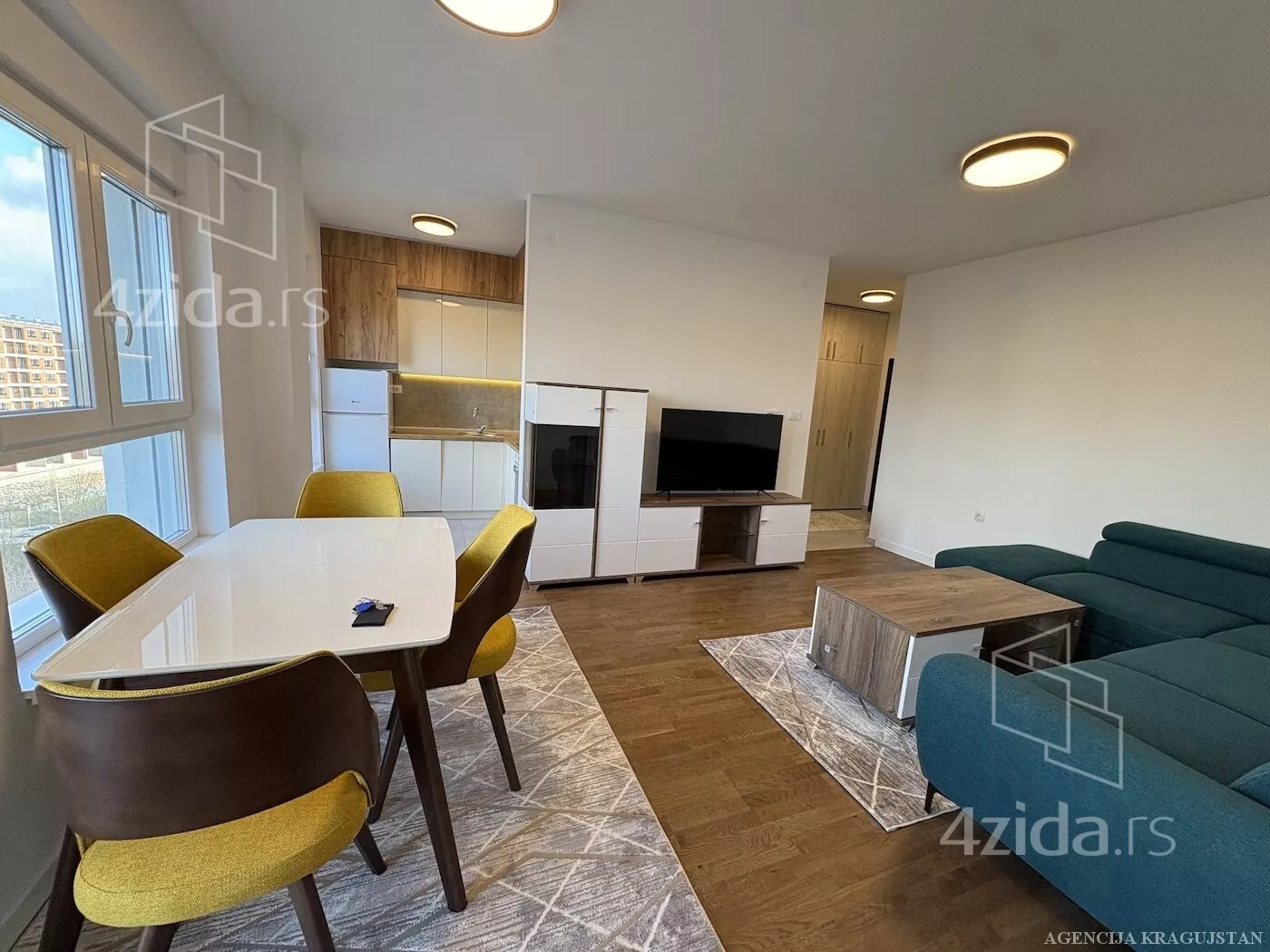 Jednoiposoban stan | 4zida