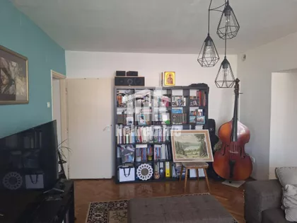 Jovana Bijelića | 4zida.rs