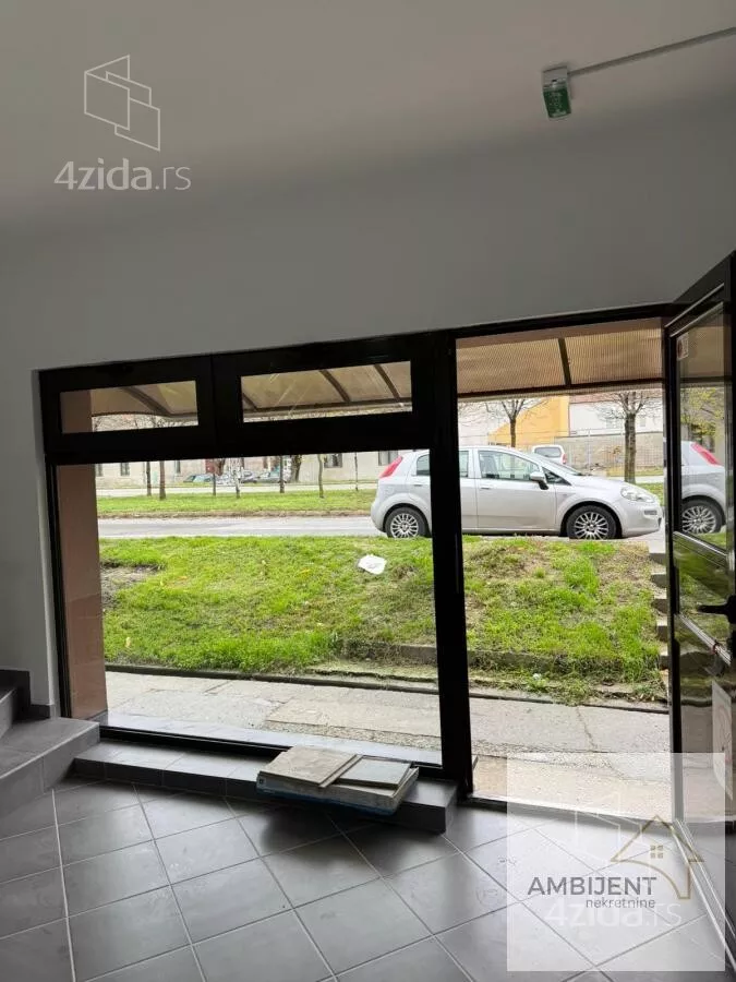 Poslovni prostor | 4zida