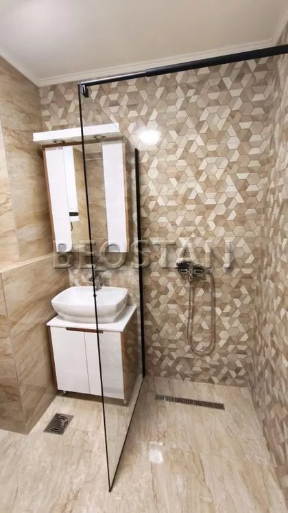 Marka Celebonovica | 4zida.rs