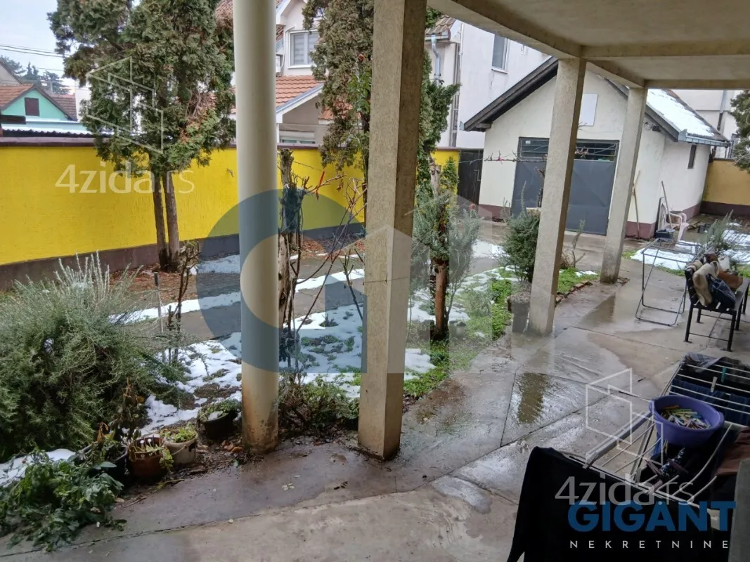 3-etažna kuća | 4zida