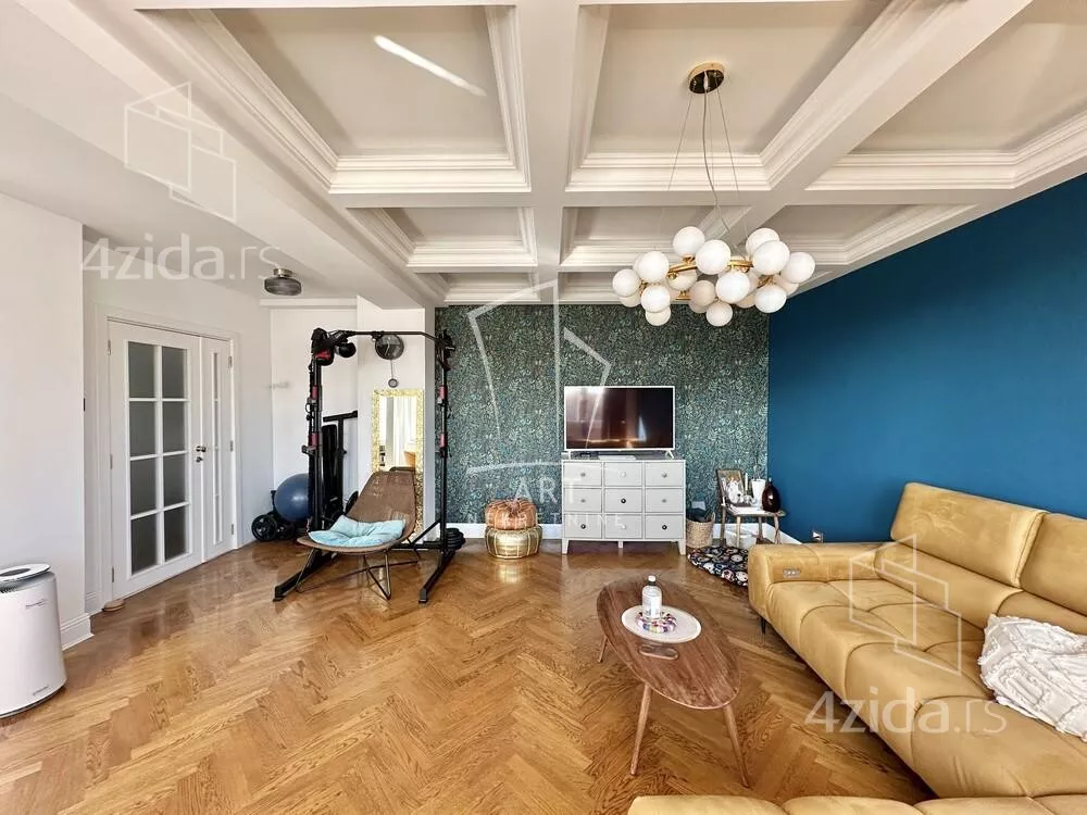 Petosoban stan | 4zida