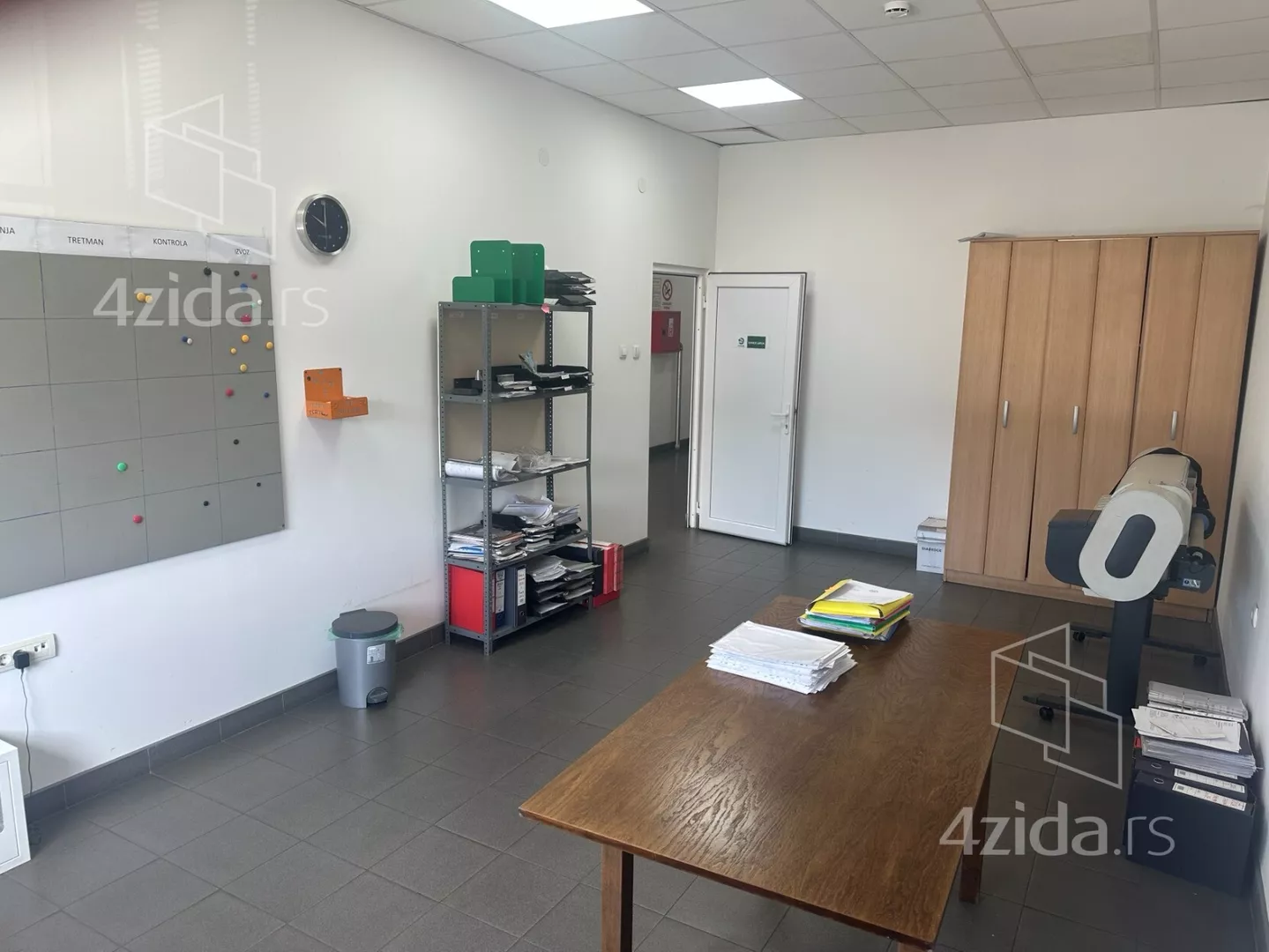 Hala | 4zida
