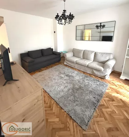 Jovana Bijelića | 4zida.rs