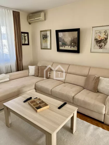 22. oktobra | 4zida.rs