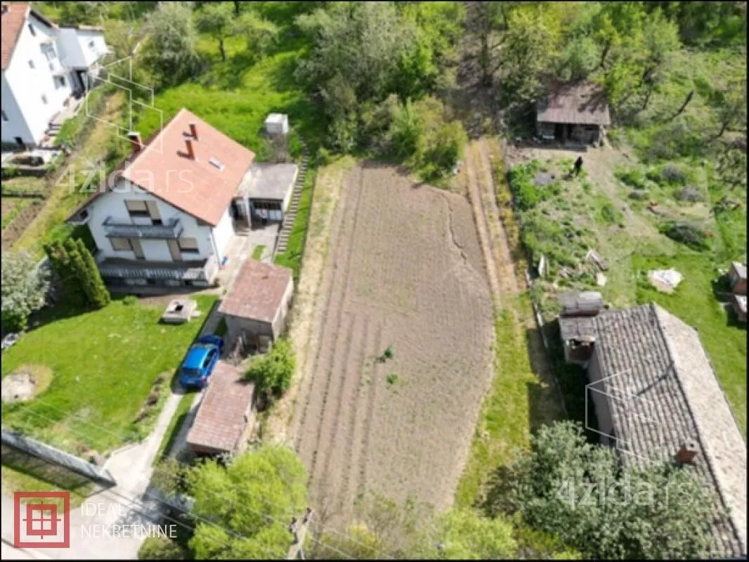 Građevinsko zemljište | 4zida