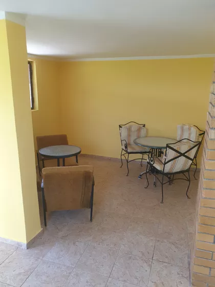 Lovćenac | 4zida.rs