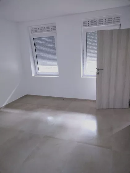 Laze Lazarevića 1 | 4zida.rs