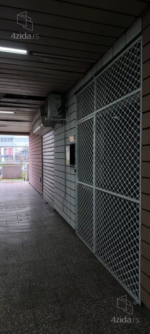 Poslovni prostor | 4zida