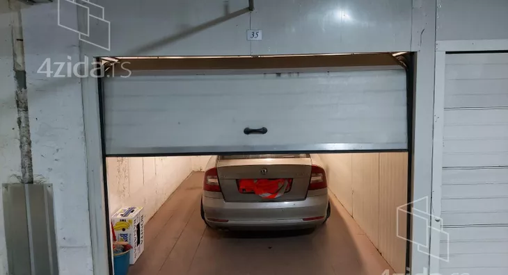 Garaža | 4zida