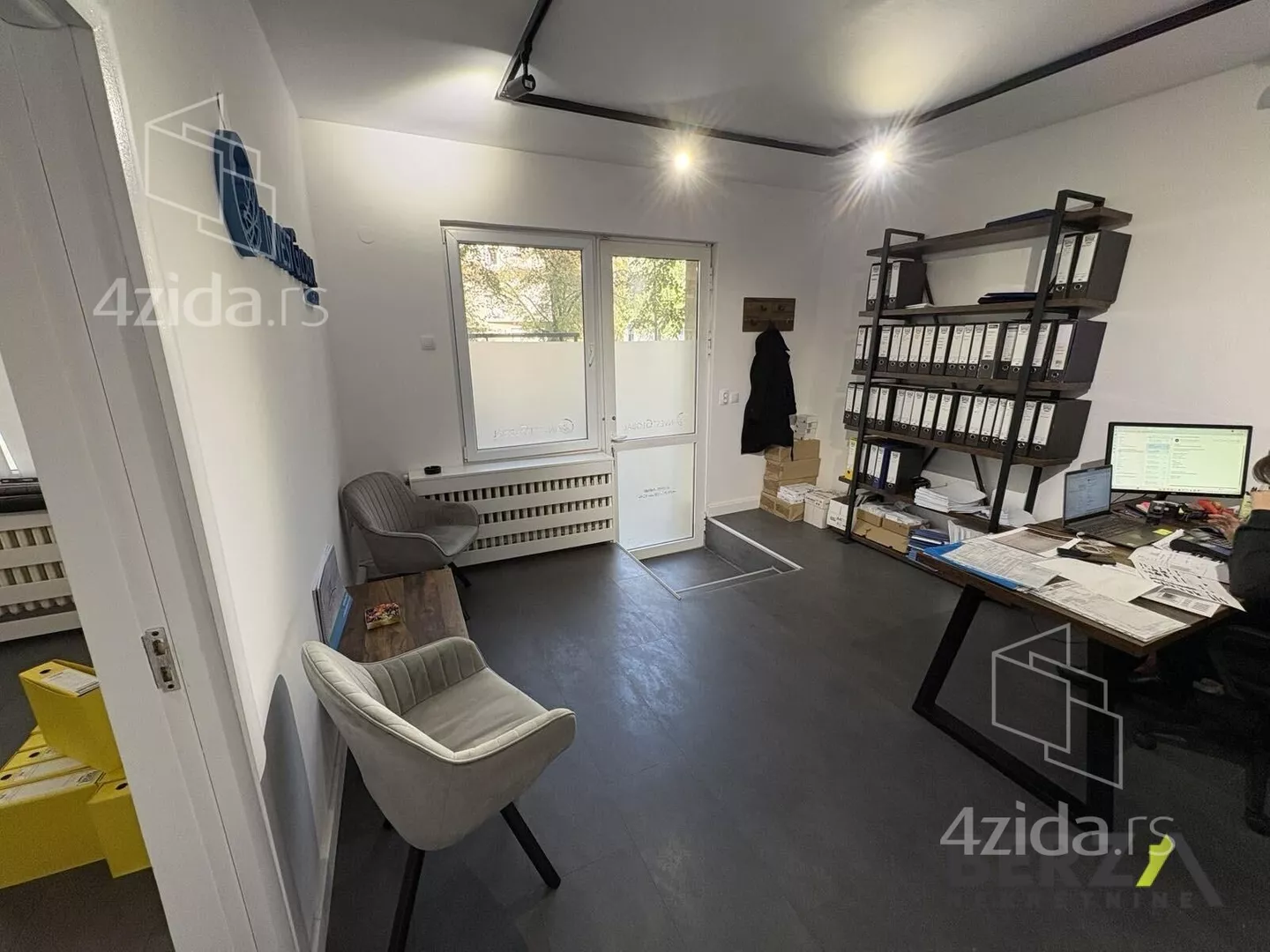 Poslovni prostor | 4zida