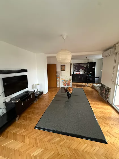 Doktora Pantića 72 | 4zida.rs