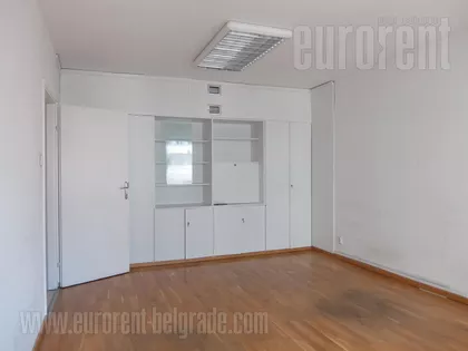 TRG REPUBLIKE | 4zida.rs