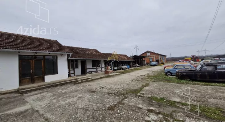 Poslovni prostor | 4zida