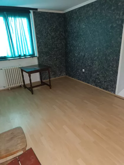 Lovre Bračuljevića | 4zida.rs