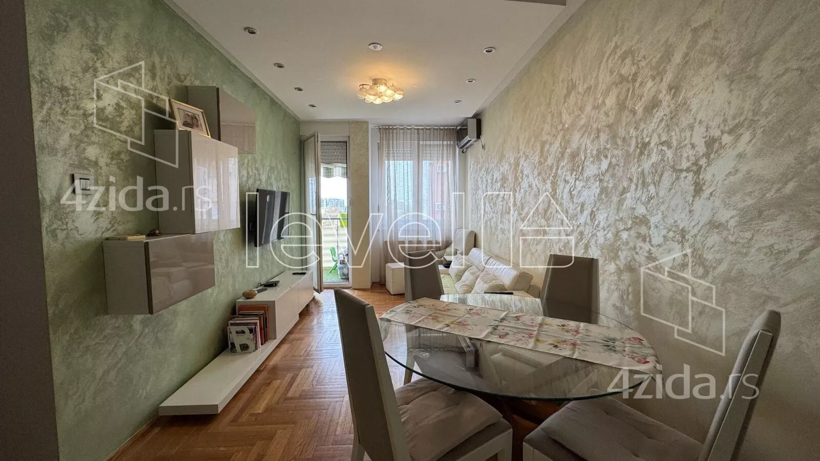 Dvoiposoban stan | 4zida