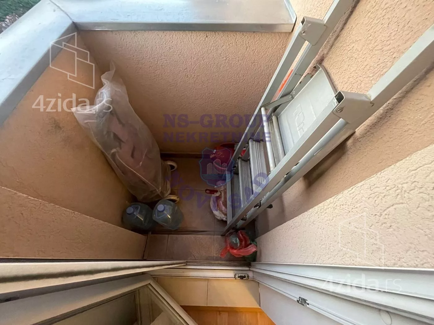 Garsonjera | 4zida