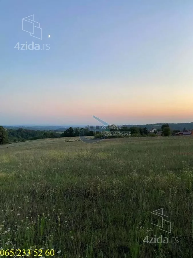 Plac | 4zida