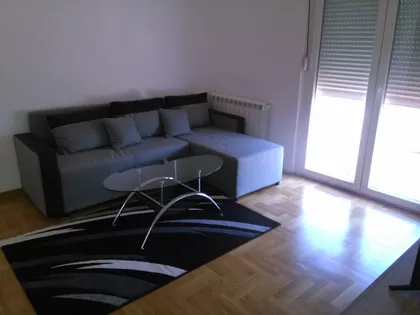 Južni Bulevar | 4zida.rs