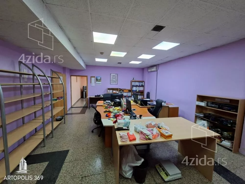 Poslovni prostor | 4zida
