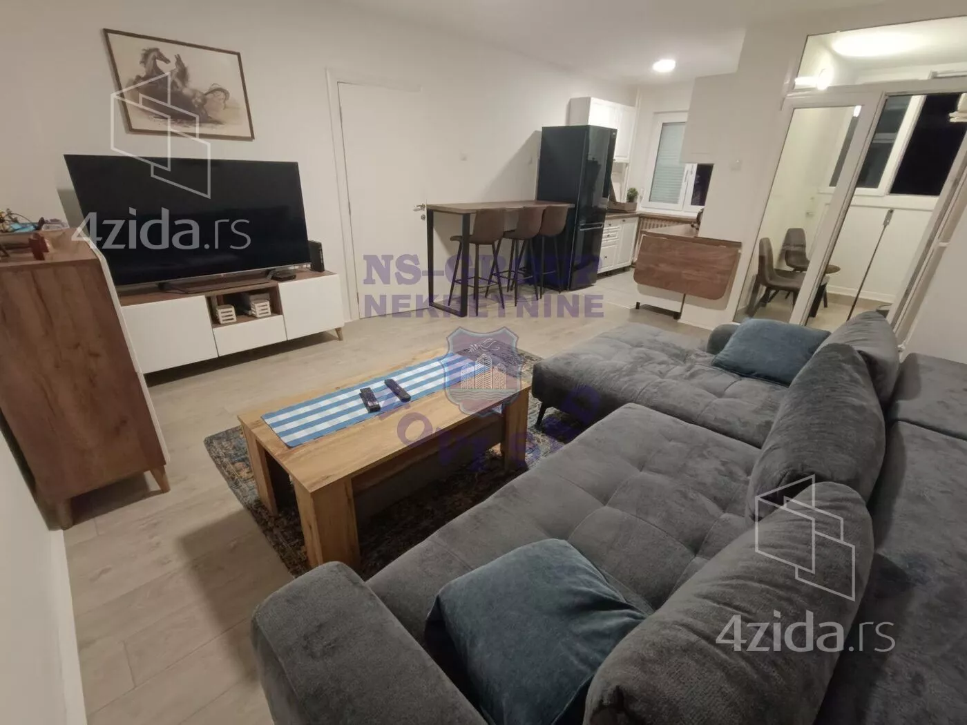 Dvoiposoban stan | 4zida