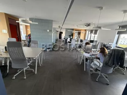 Trg Nikole Pašića | 4zida.rs