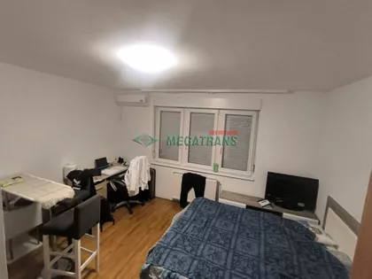 Bulevar Cara Lazara | 4zida.rs