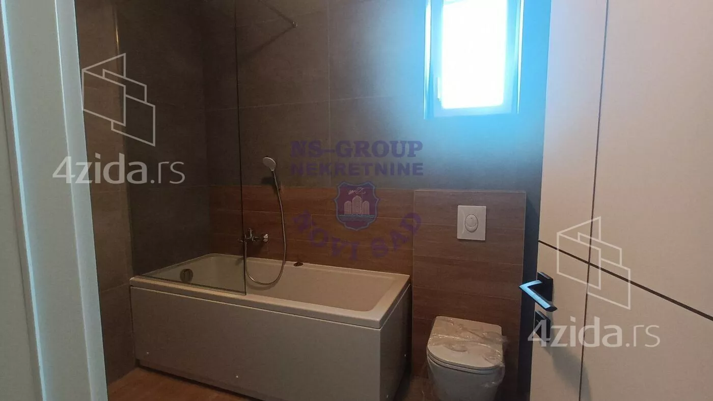 Petosoban stan | 4zida