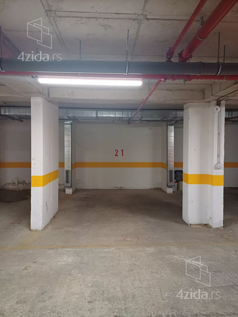 Garaža | 4zida