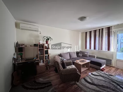 Dr Nika Miljanića | 4zida.rs