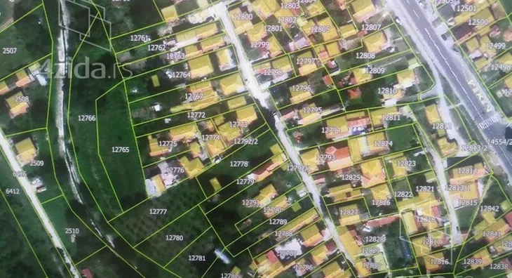 Građevinsko zemljište | 4zida