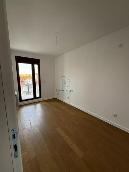 Slavujev Venac | 4zida.rs