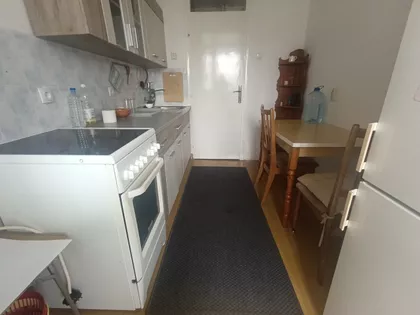 Karla Soprona | 4zida.rs