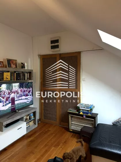 Cara Dušana | 4zida.rs