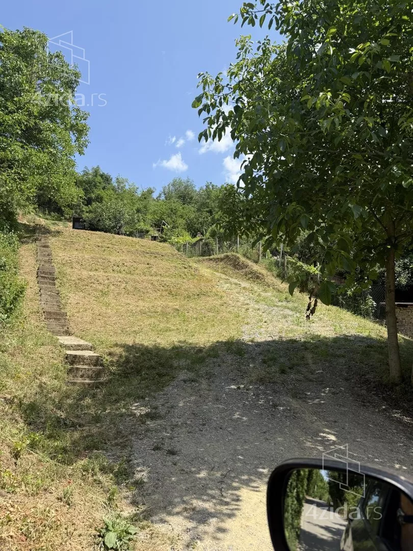 Plac | 4zida