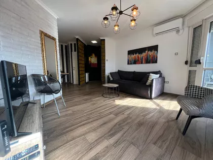 Adamovićevo Naselje | 4zida.rs