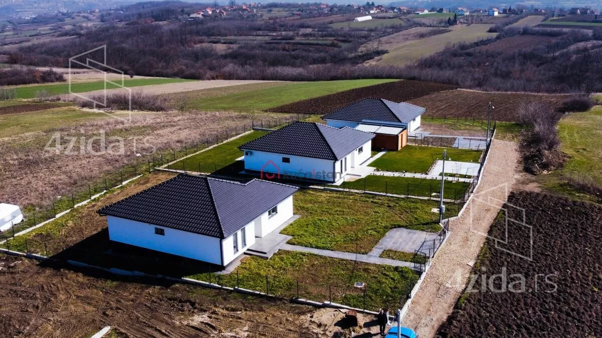 Kuća | 4zida